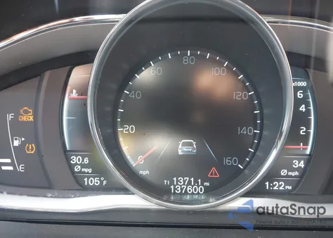 2015 Volvo S60 T5 Platinum из США, поврежденный, VIN YV140MFM4F1350019